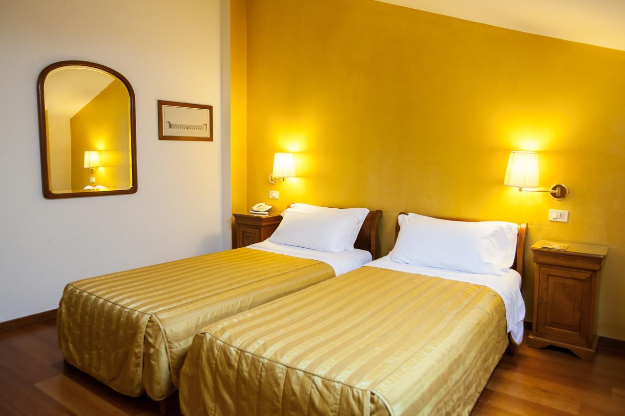 Hotel Diana