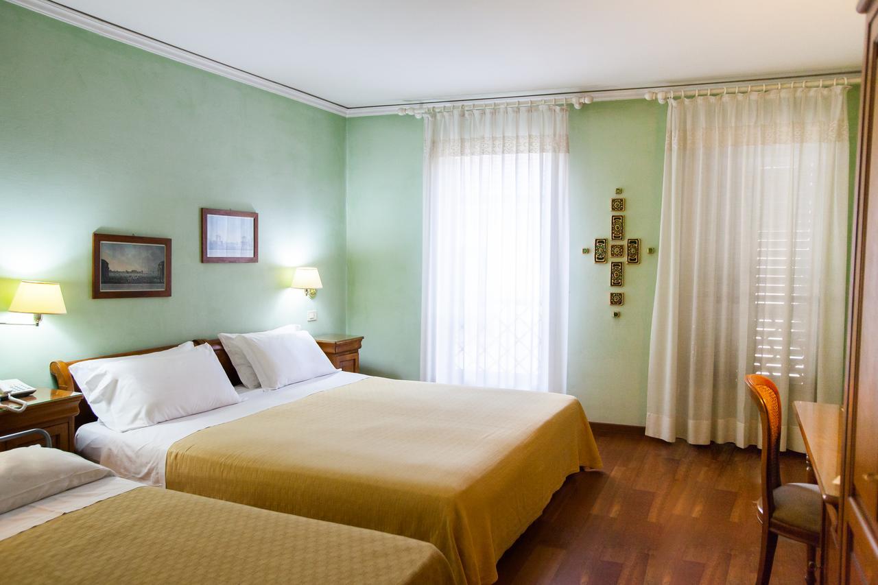 Diana Hotel 3*
