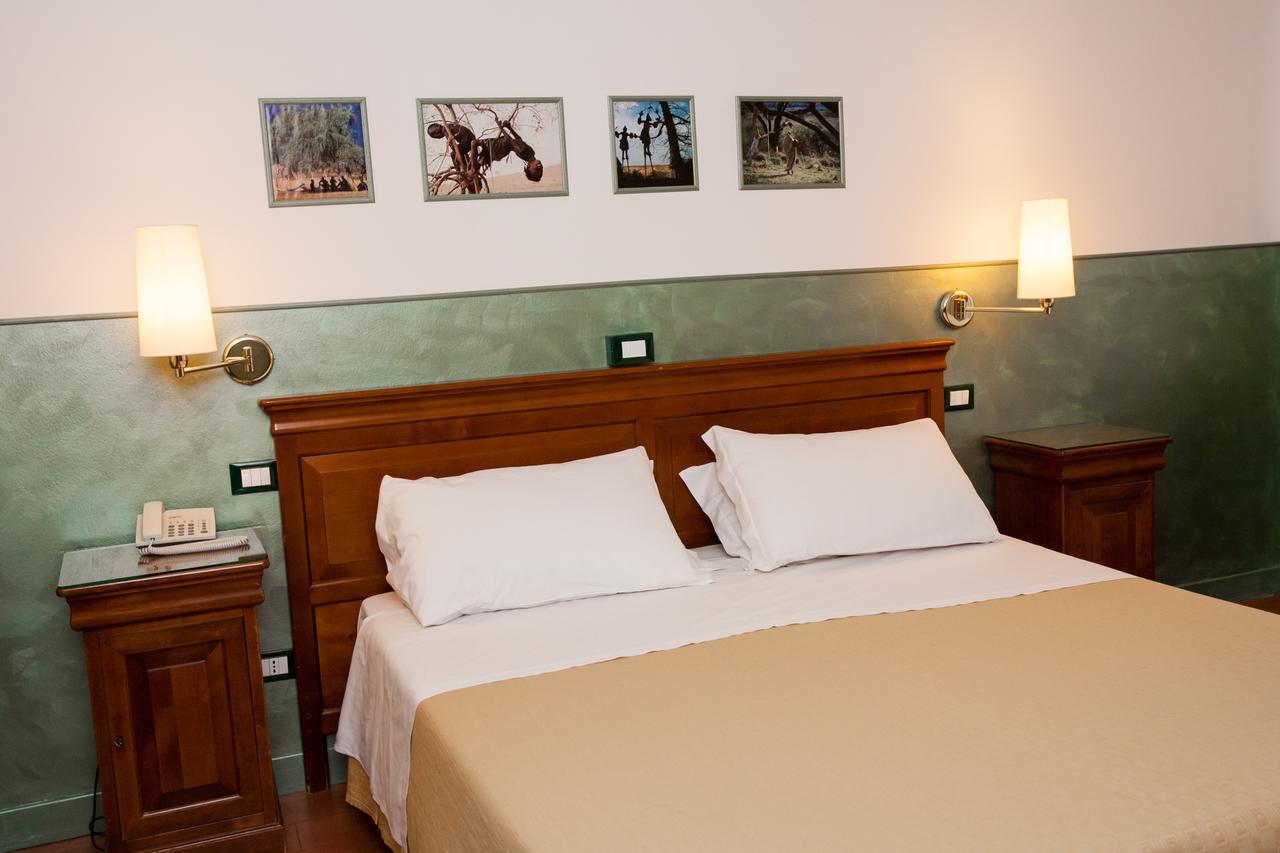 Hotel Diana